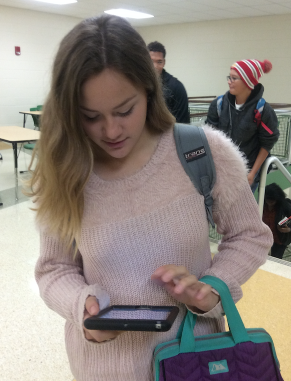 Sophomore Riley Zaleski works on her iPad.