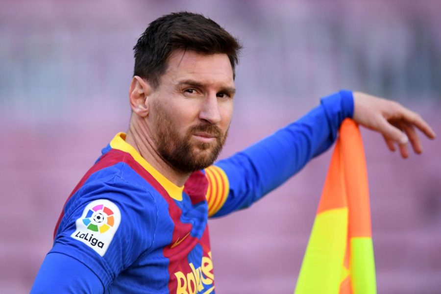 BARCELONA%2C+SPAIN+-+MAY+08%3A+Lionel+Messi+of+FC+Barcelona+looks+on+during+the+La+Liga+Santander+match+between+FC+Barcelona+and+Atletico+de+Madrid+at+Camp+Nou+on+May+08%2C+2021+in+Barcelona%2C+Spain.+Sporting+stadiums+around+Spain+remain+under+strict+restrictions+due+to+the+Coronavirus+Pandemic+as+Government+social+distancing+laws+prohibit+fans+inside+venues+resulting+in+games+being+played+behind+closed+doors.+%28Photo+by+David+Ramos%2FGetty+Images%29