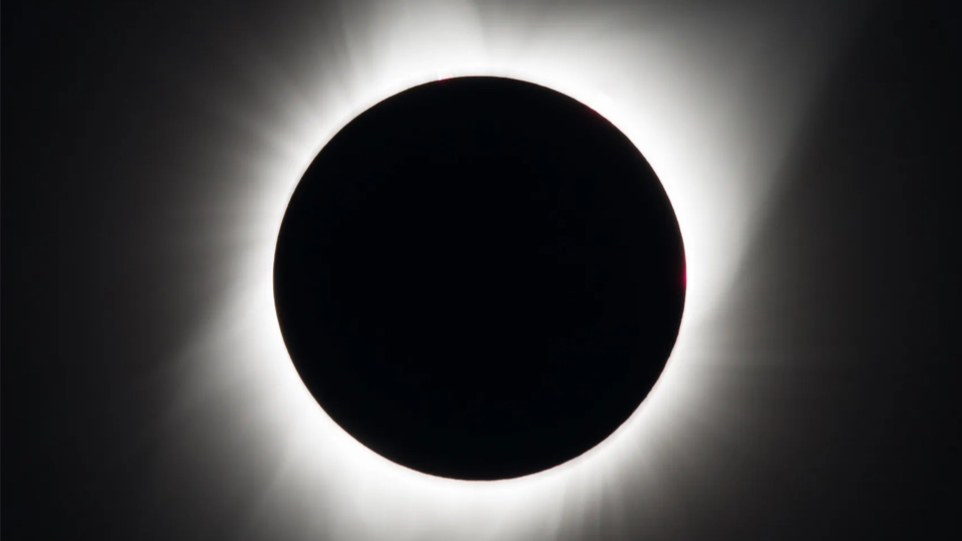 An+image+of+a+total+solar+eclipse.