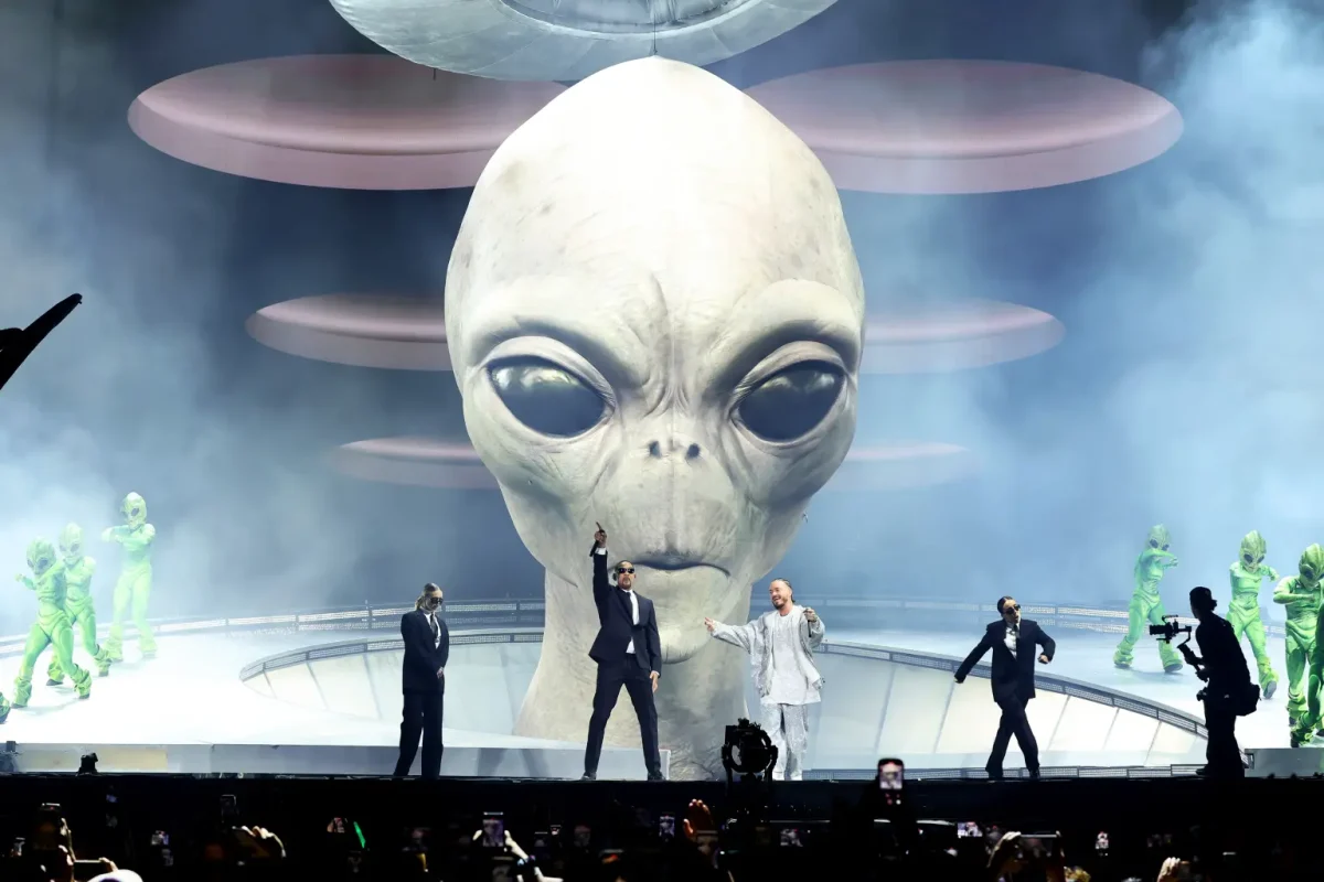 Will Smith performing Men in Black at Coachella.  Credit to The New York Post.