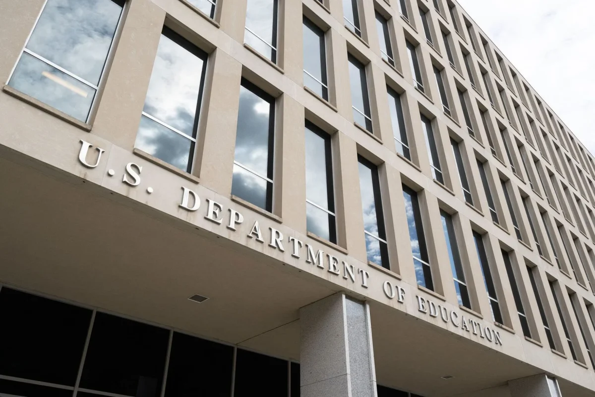 The Department of Education announced on Monday that it will restart collecting federal student loans in default on May 5. ( April, 21 2025 | CNN Newsource | Saul Loeb / AFP / Getty Images ).