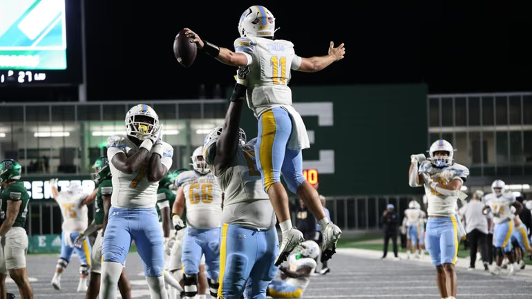 Long Island celebrating a touchdown