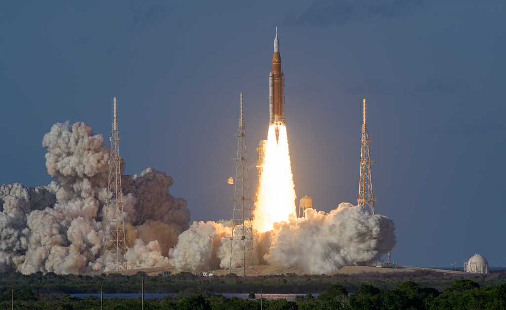 Orion spacecraft launches